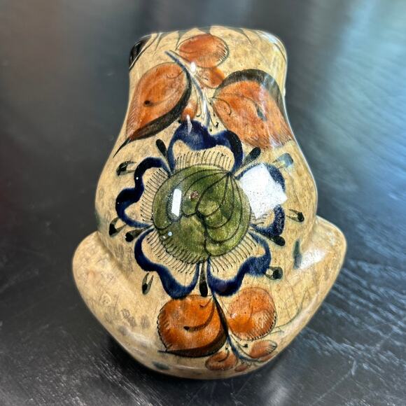 Vtg Pottery Mini Table Top Frog Figurine- Painted - Made in Mexico- some wear - Picture 3 of 6